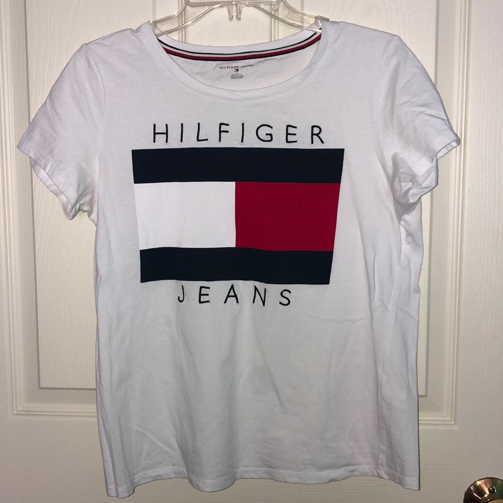 Tommy Hilfiger shirt!!